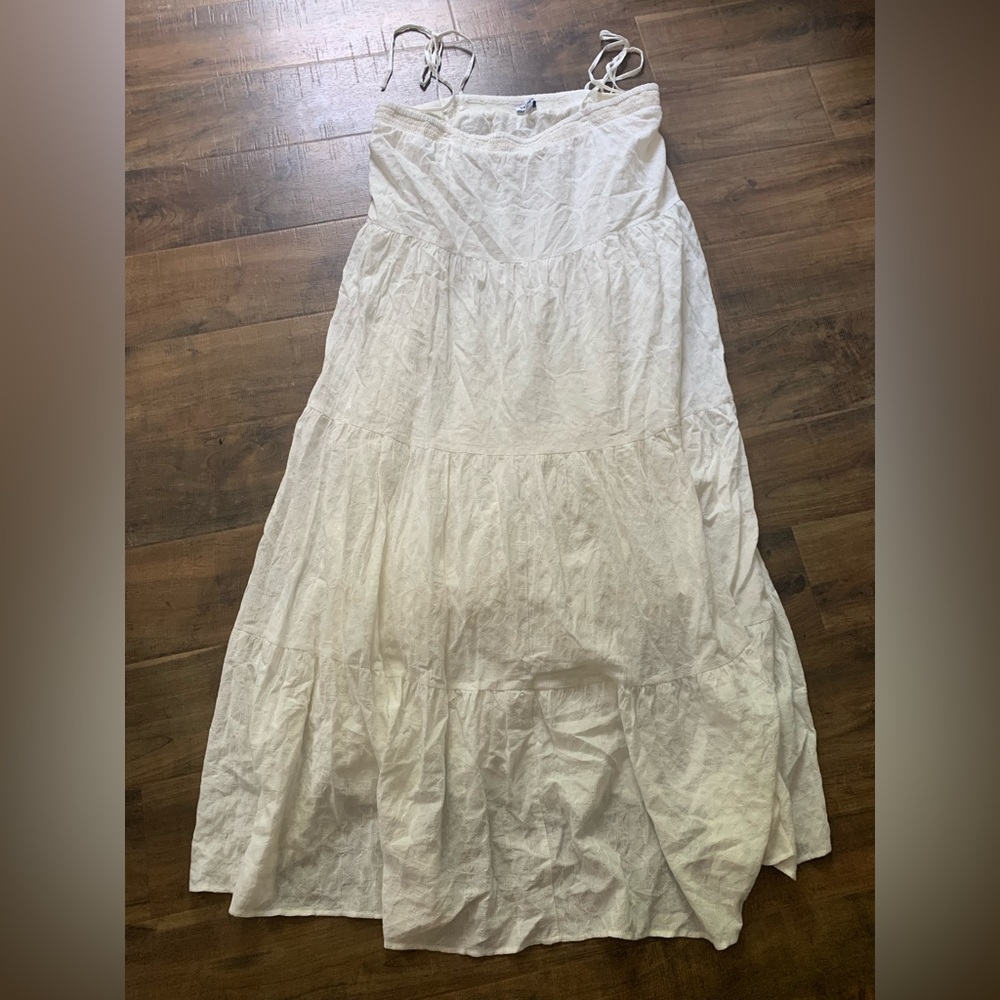NWOT Express white tie strap maxi dress